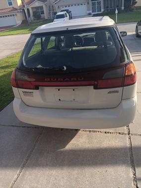 White 2000 Subaru Legacy Brighton