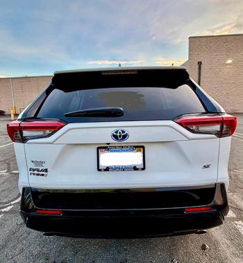 2024 Toyota RAV4 Prime SE