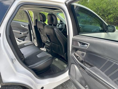 2016 Ford Edge Sport