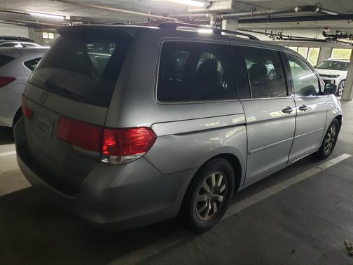 Gray 2009 Honda Odyssey EX-L