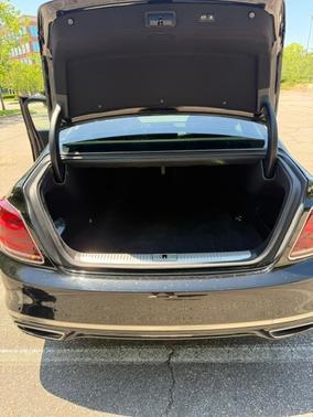 Black 2020 Kia K900 Luxury