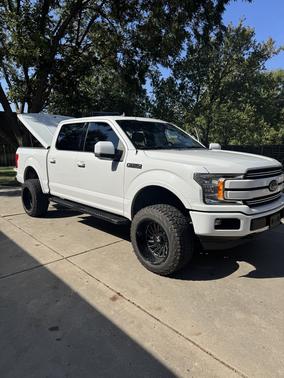 White 2019 Ford F-150 Lariat