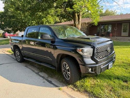 Black 2021 Toyota Tundra SR5