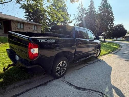 Black 2021 Toyota Tundra SR5