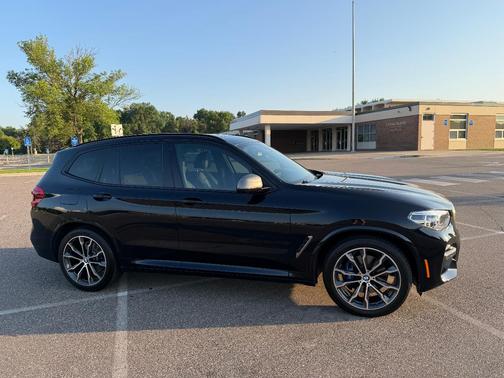 Black 2019 BMW X3 M40i