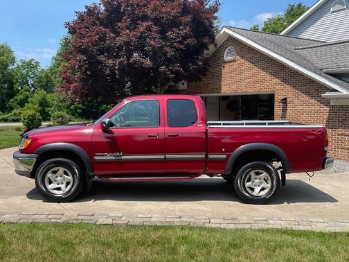 2002 Toyota Tundra SR5 Access Cab