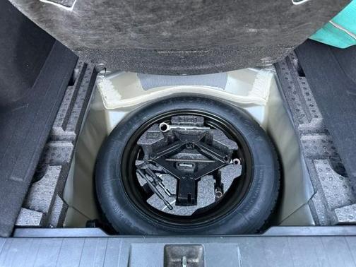 Gray 2014 Subaru Outback 3.6R Limited