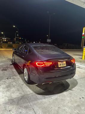 Silver 2016 Chrysler 200 Limited