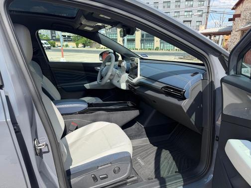 Gray 2023 Volkswagen ID.4 Pro S