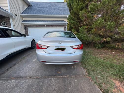2013 Hyundai SONATA GLS