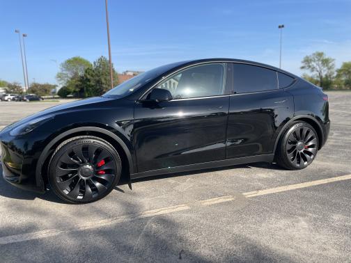 2023 Tesla Model Y Performance