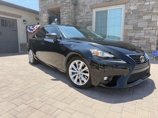 2016 Lexus IS 200t Base
