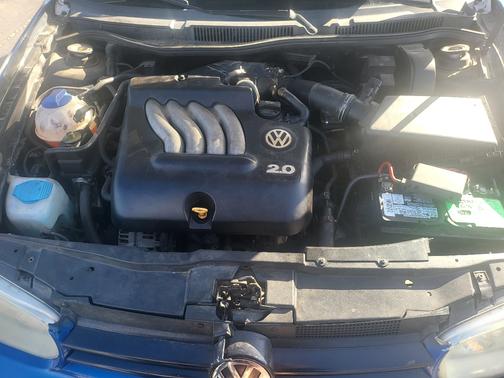 Blue 2004 Volkswagen Golf GL