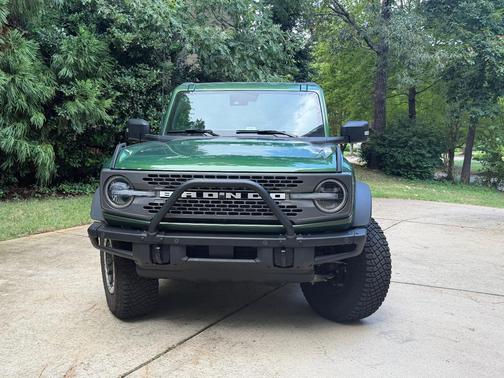 Green 2023 Ford Bronco Badlands Advanced