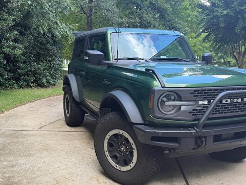 Green 2023 Ford Bronco Badlands Advanced