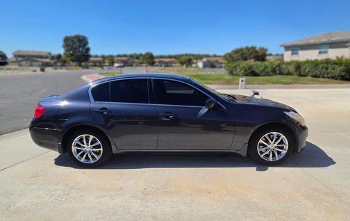 Blue 2009 INFINITI G37 x