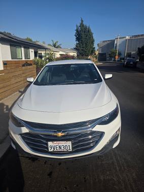 White 2023 Chevrolet Malibu LT