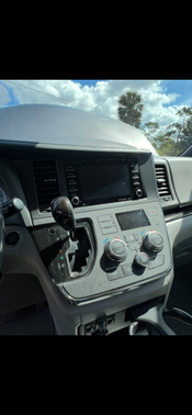 2018 Toyota Sienna XLE Premium