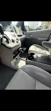 2018 Toyota Sienna XLE Premium