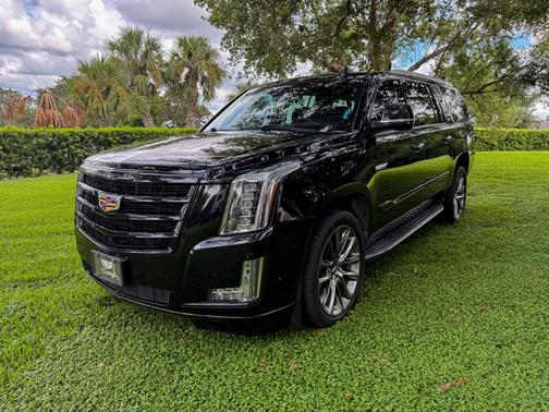 2020 Cadillac Escalade ESV Premium Luxury