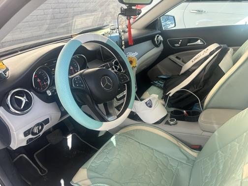 Beige 2020 Mercedes-Benz GLA 250 4MATIC
