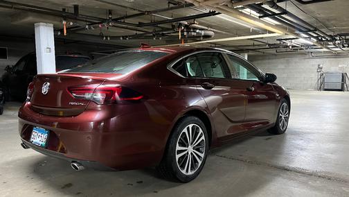2018 Buick Regal Sportback Essence