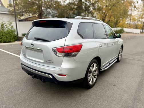 2014 Nissan Pathfinder Platinum
