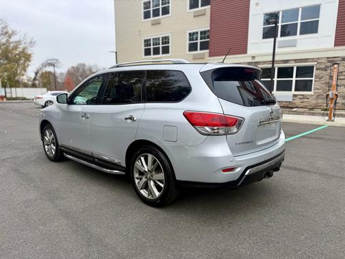 2014 Nissan Pathfinder Platinum