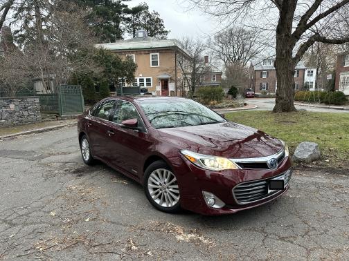 2013 Toyota Avalon Hybrid Limited