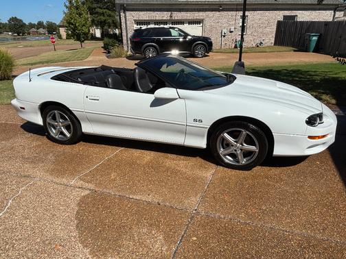 White 2002 Chevrolet Camaro Z28