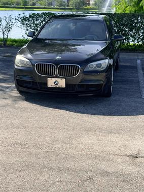 Black 2013 BMW 740 i