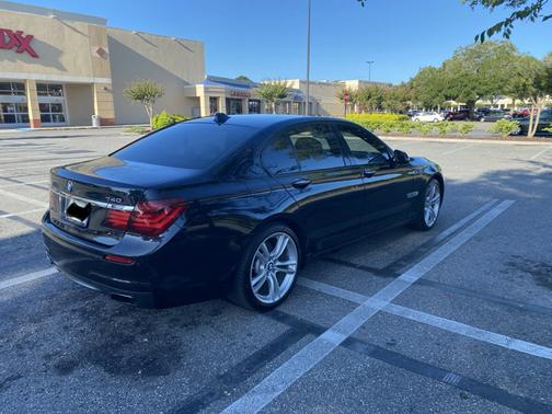 Black 2013 BMW 740 i