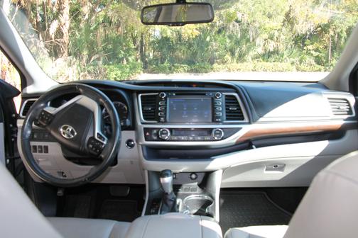 2015 Toyota Highlander Limited