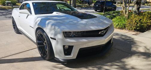 White 2013 Chevrolet Camaro ZL1