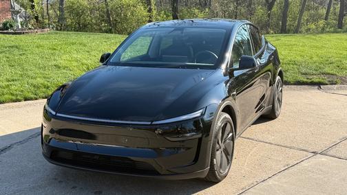 Black 2026 Tesla Model Y Premium RWD