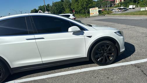 2021 Tesla Model X Long Range