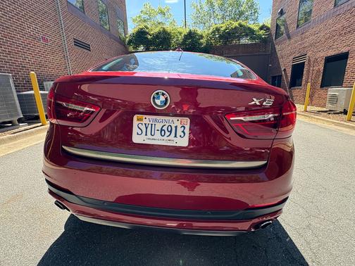 Red 2017 BMW X6 xDrive35i