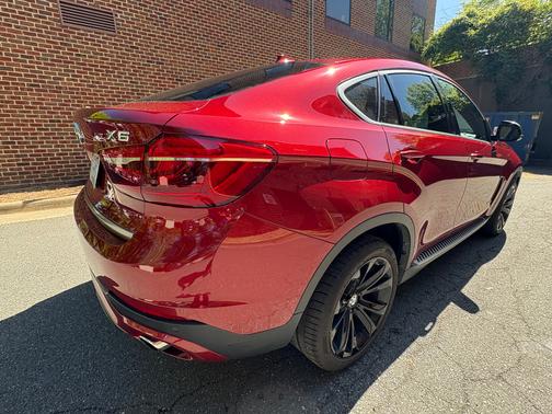 Red 2017 BMW X6 xDrive35i