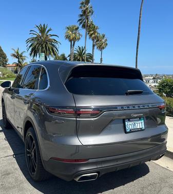 Gray 2020 Porsche Cayenne Cayenne