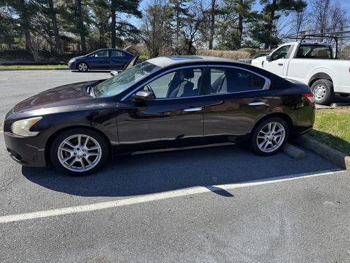 2010 Nissan Maxima S