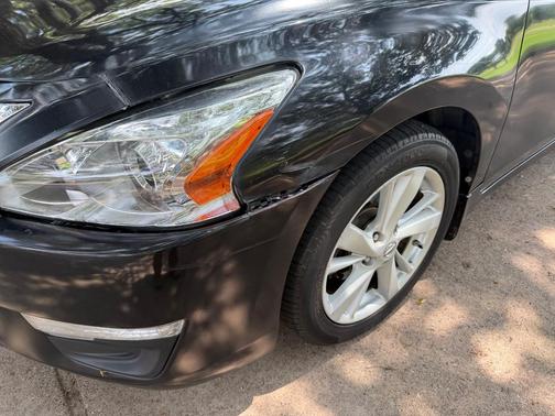 Black 2014 Nissan Altima 2.5 SL