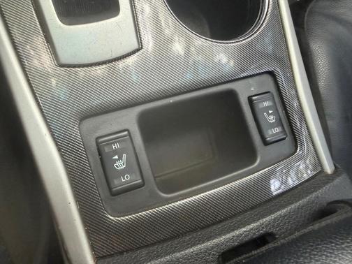 Black 2014 Nissan Altima 2.5 SL
