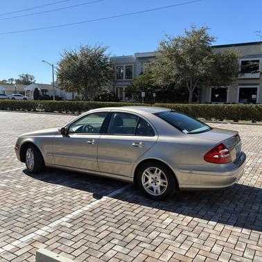 2005 Mercedes-Benz E-Class E320