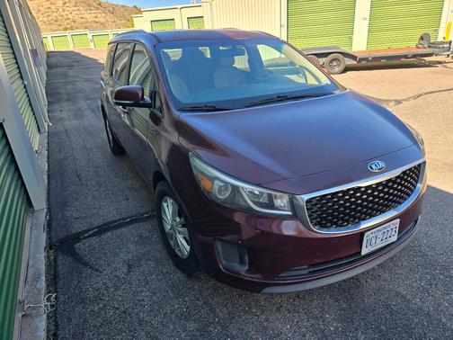 2017 Kia Sedona LX