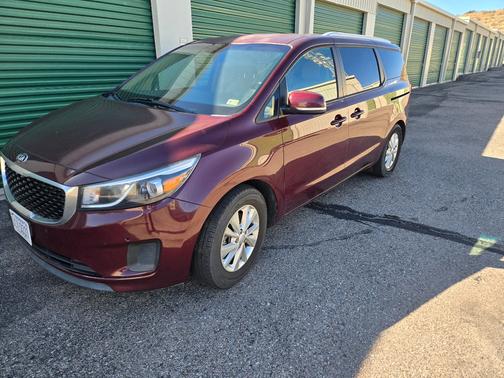 2017 Kia Sedona LX