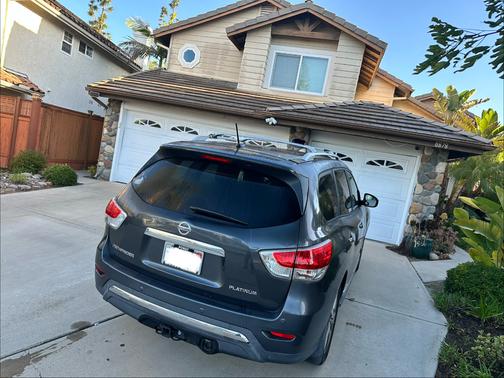 2013 Nissan Pathfinder Platinum