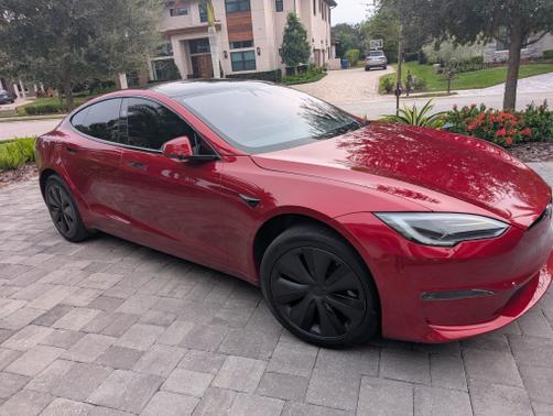 2023 Tesla Model S Base