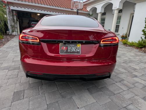 2023 Tesla Model S Base