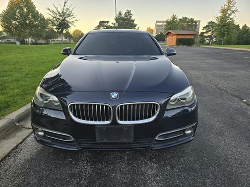 Blue 2016 BMW 528 i xDrive