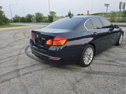 Blue 2016 BMW 528 i xDrive
